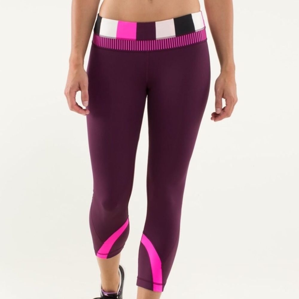 Lululemon Run Inspire Crop II women’s size 6